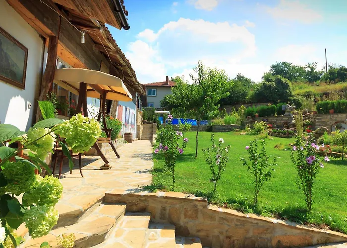 Chamurkov Guest House